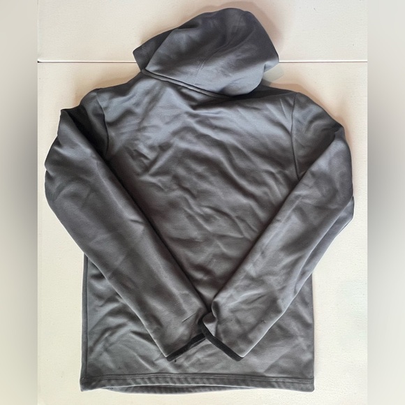 Call of Duty Hoodie - Youth Size Medium - Picture 2 of 3